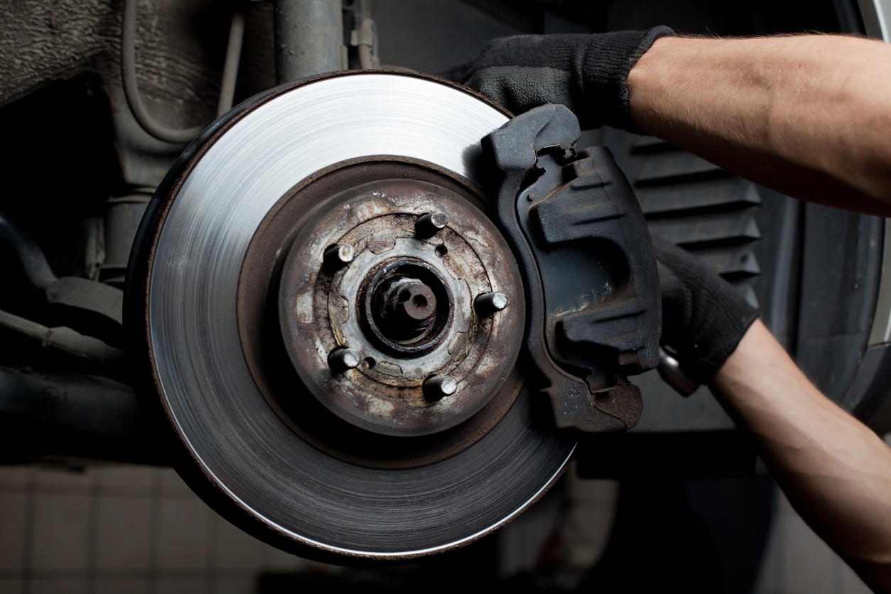 5 Signs You Need New Brake Pads