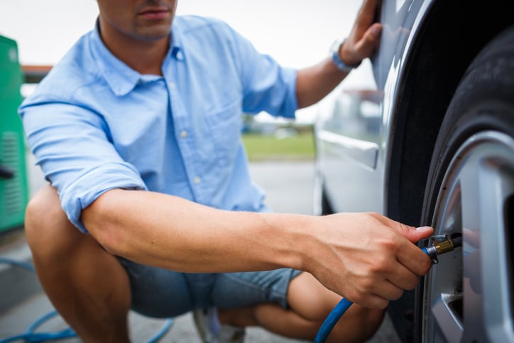 How To Check Tire Pressure